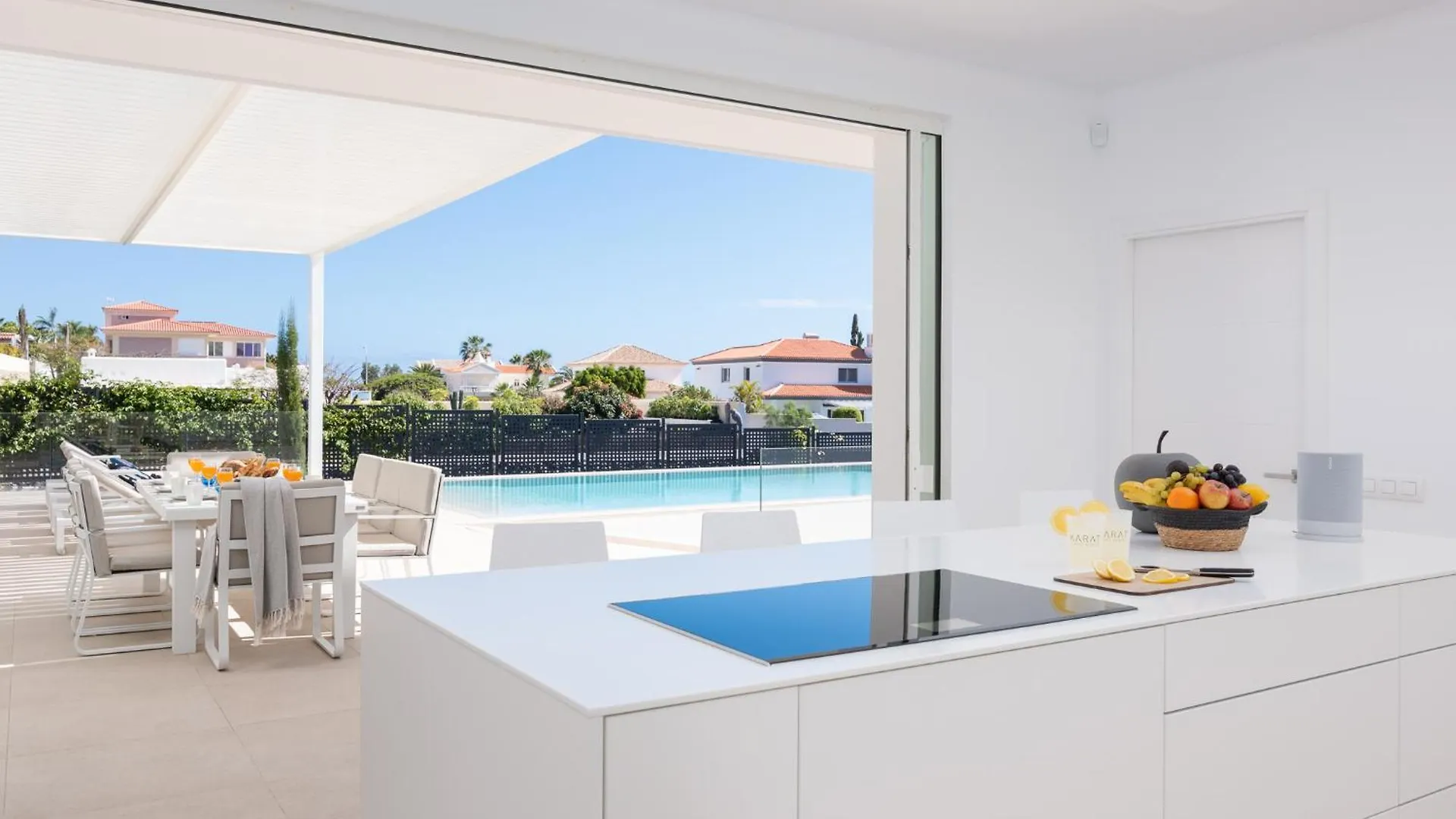Karat Villa Splendida Playa Paraiso  Spain